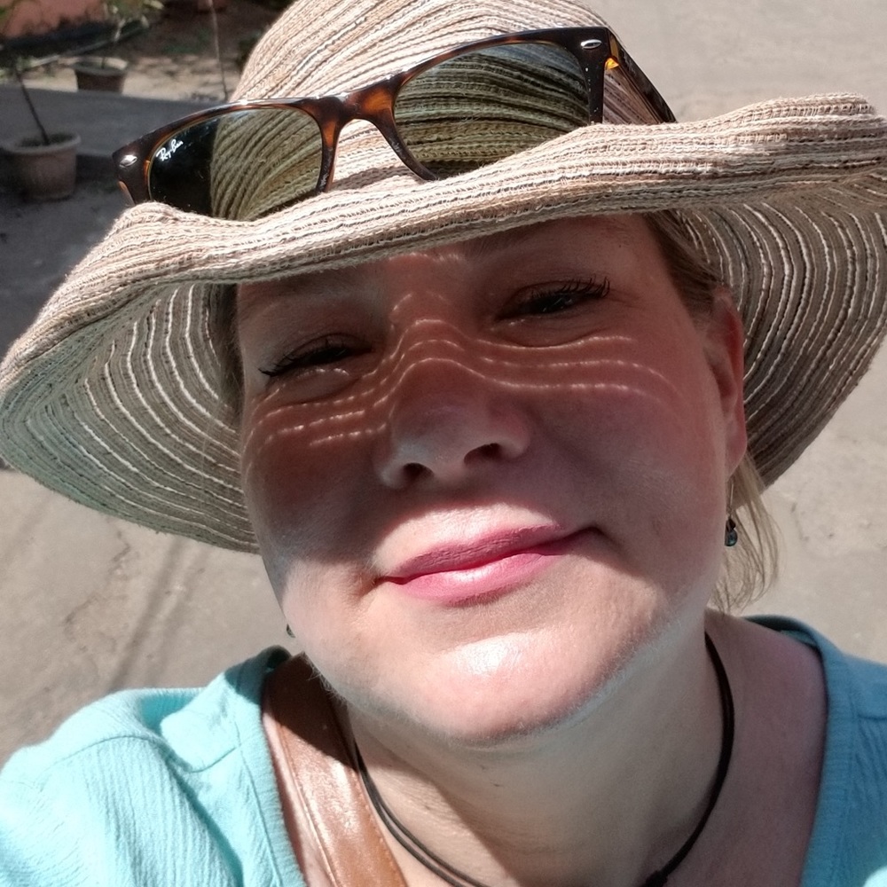 Meet your Posher, Anne